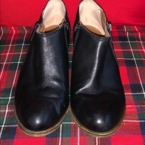 Lucky Brand Basel Booties size 8. - Picture 3 of 4